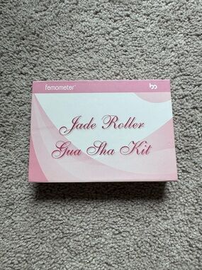 Pink Jade Roller & Gua Sha Kit New never used.